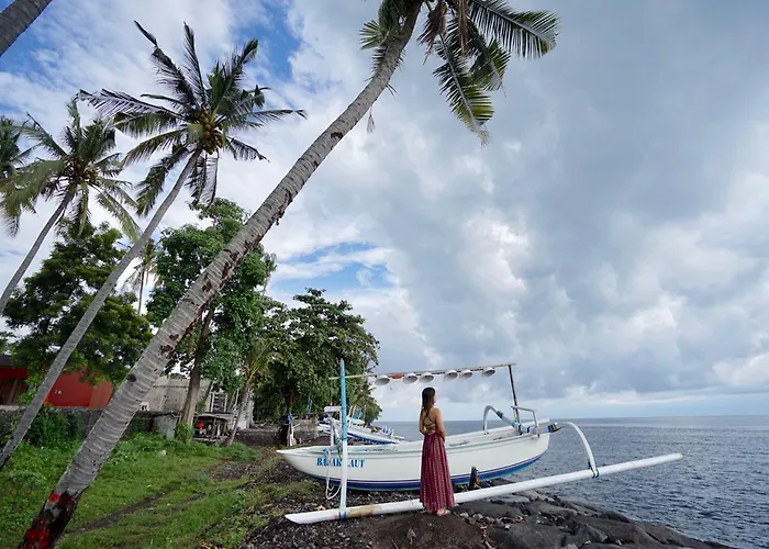 Pebble & Fins Bali Dive Resort