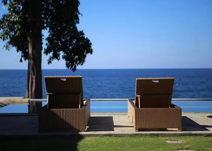 Resort Pebble & Fins Bali Dive